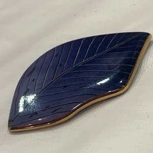 Leaf Pin with Gold Plated Outlines